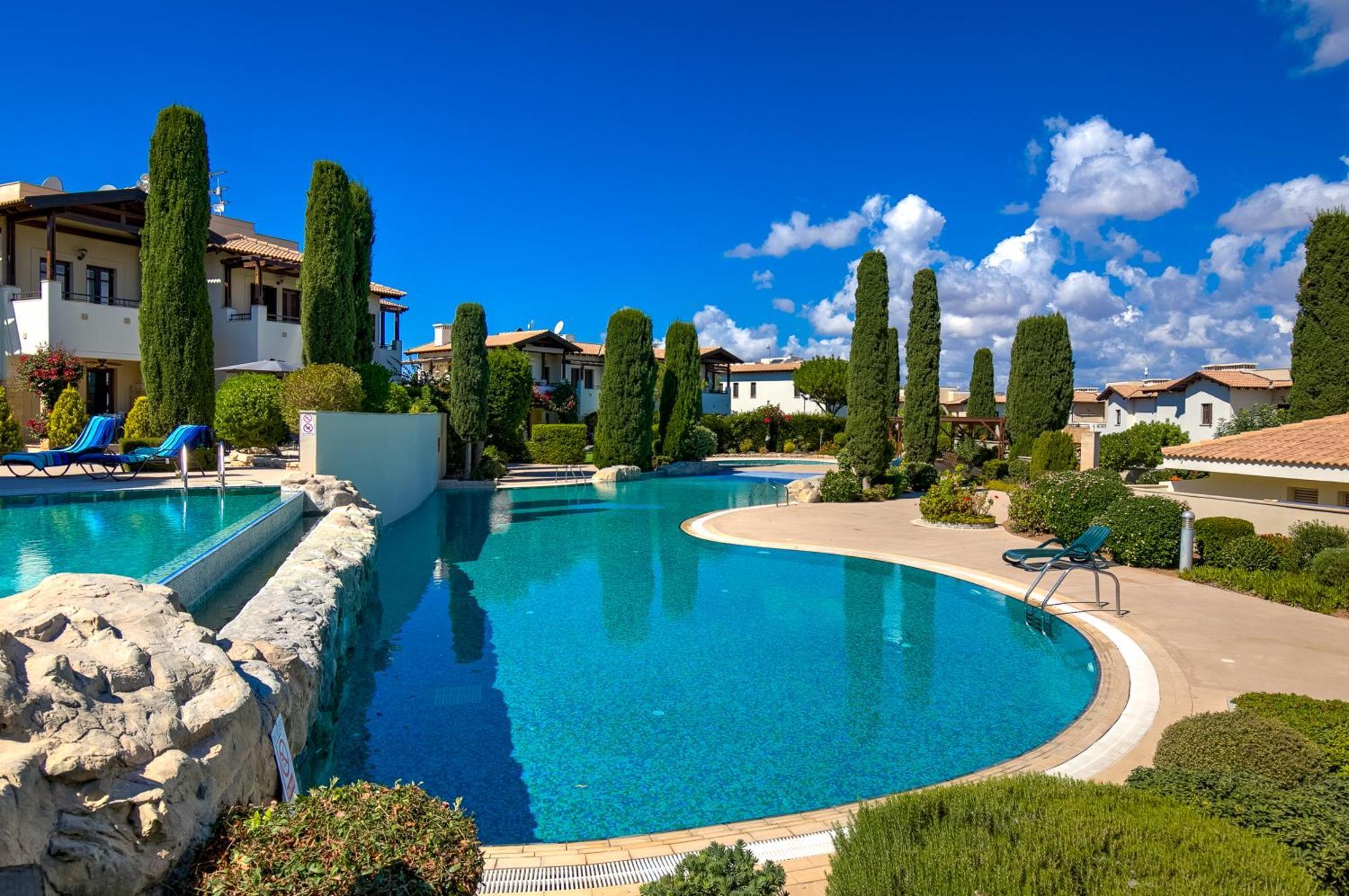 2 Bedroom Apartment Chloe With Communal Pool, Aphrodite Hills Resort Kuklia Zewnętrze zdjęcie